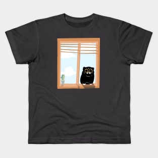 cat in the window Kids T-Shirt